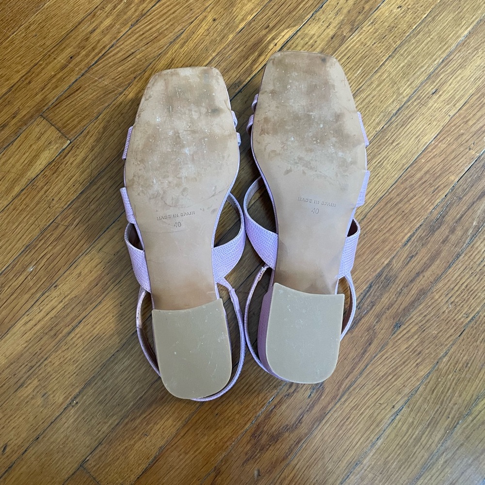 Intentionally Blank Block Heel Sandals - Picture 5 of 5